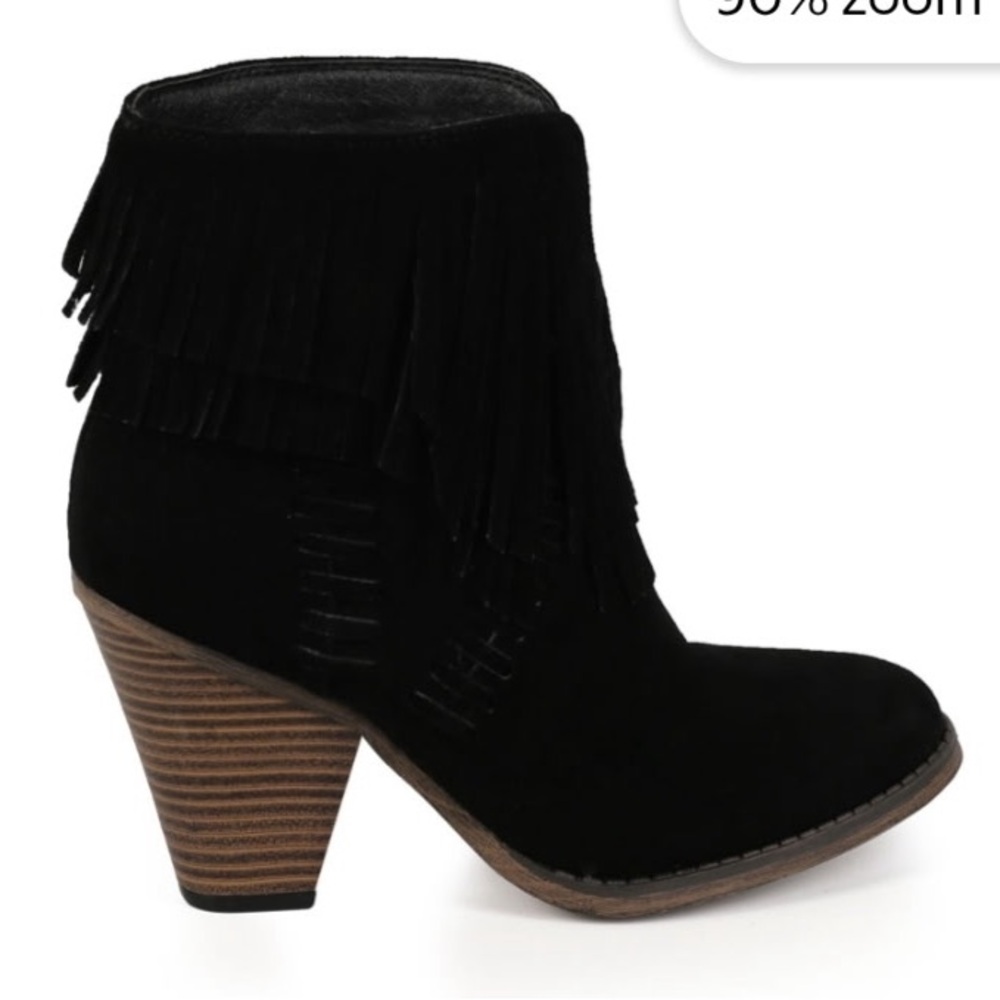 NIB, Nature Breeze Dallas-03, V Slit Top Bootie w/Double Fringe Upper in Suede